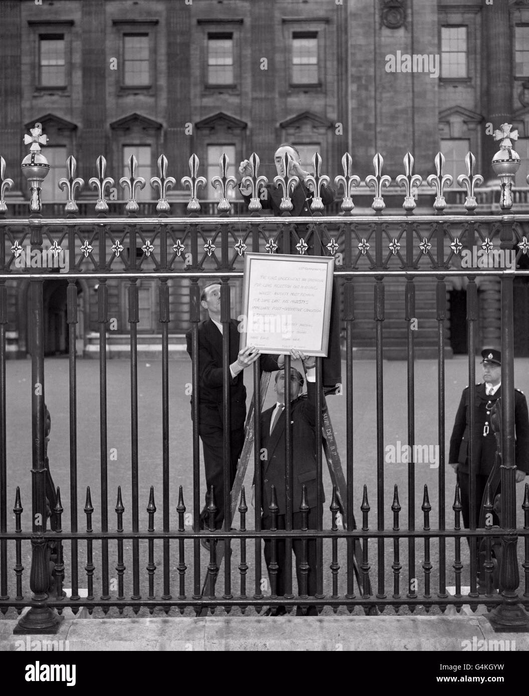 How did King George VI die?