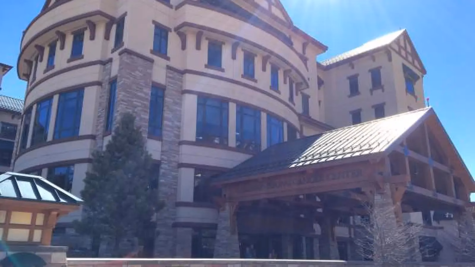 What makes Glynnwood hospital unique?