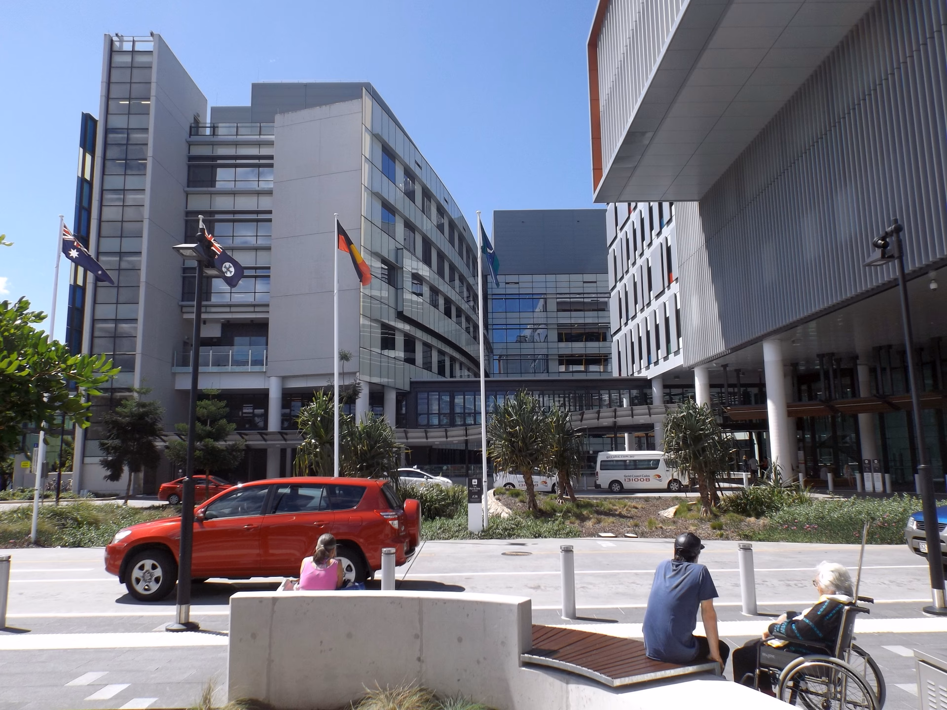 What services does Southport Hospital offer?