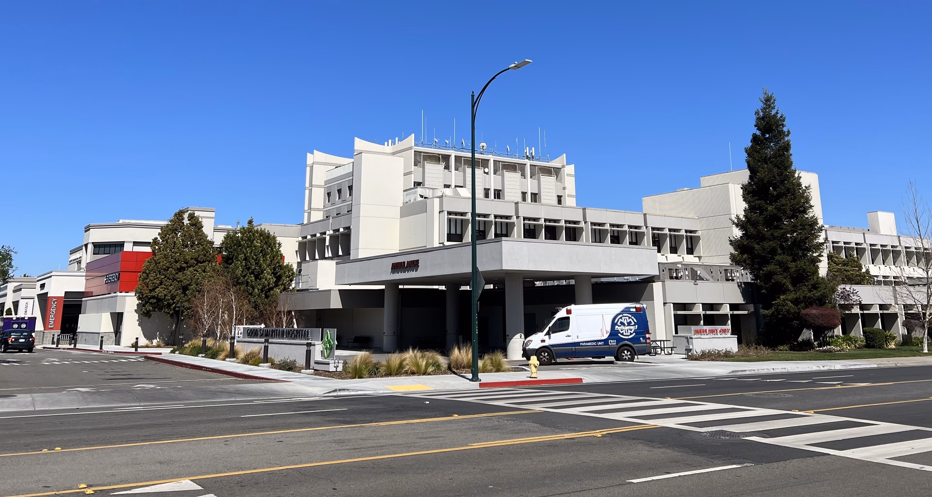 Where is PIH Health Good Samaritan Hospital?