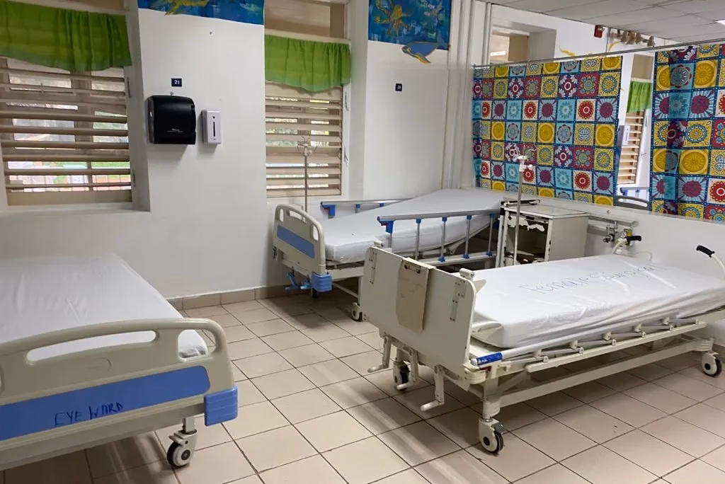 What hospitals are in Grenada?