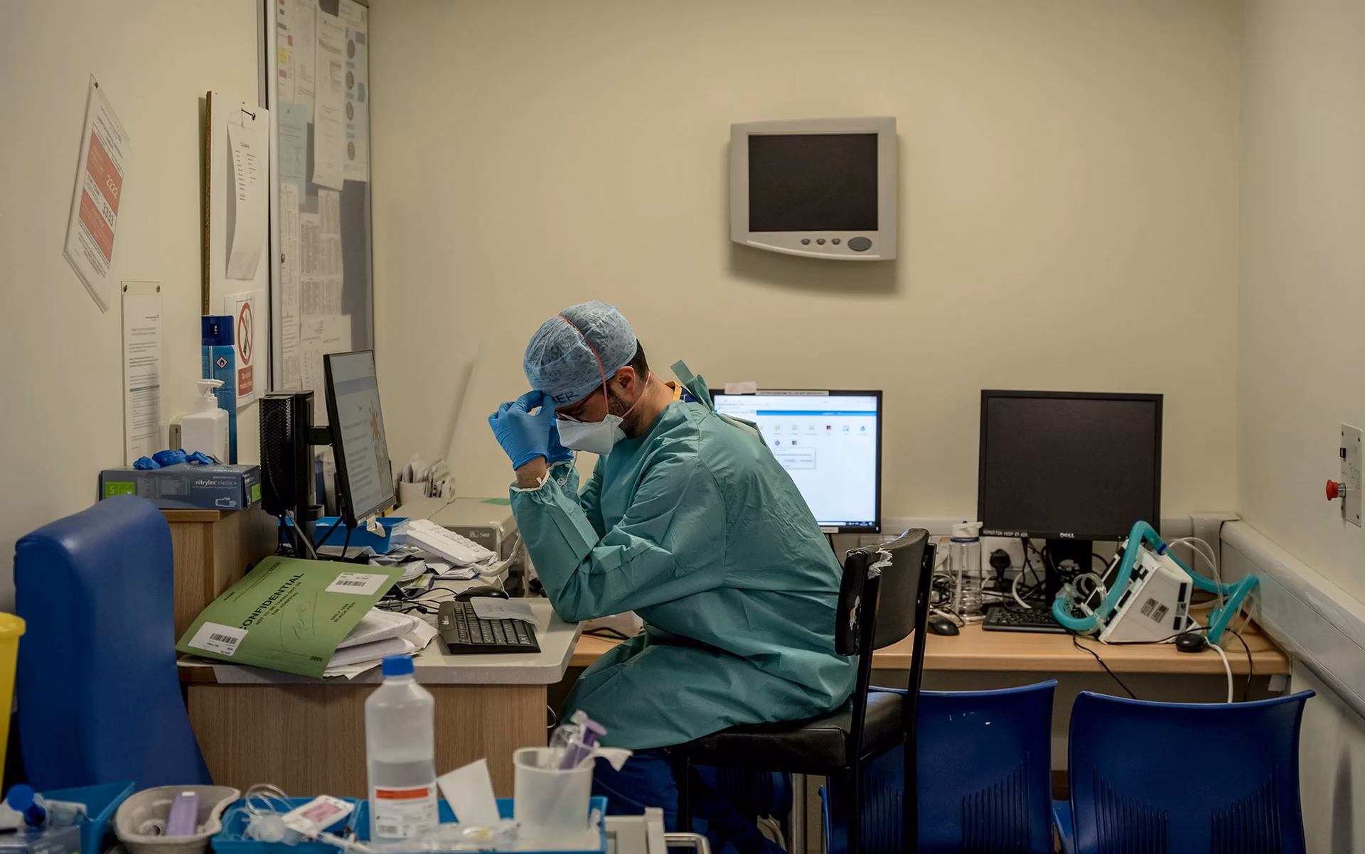 How does staff culture affect patient outcomes?