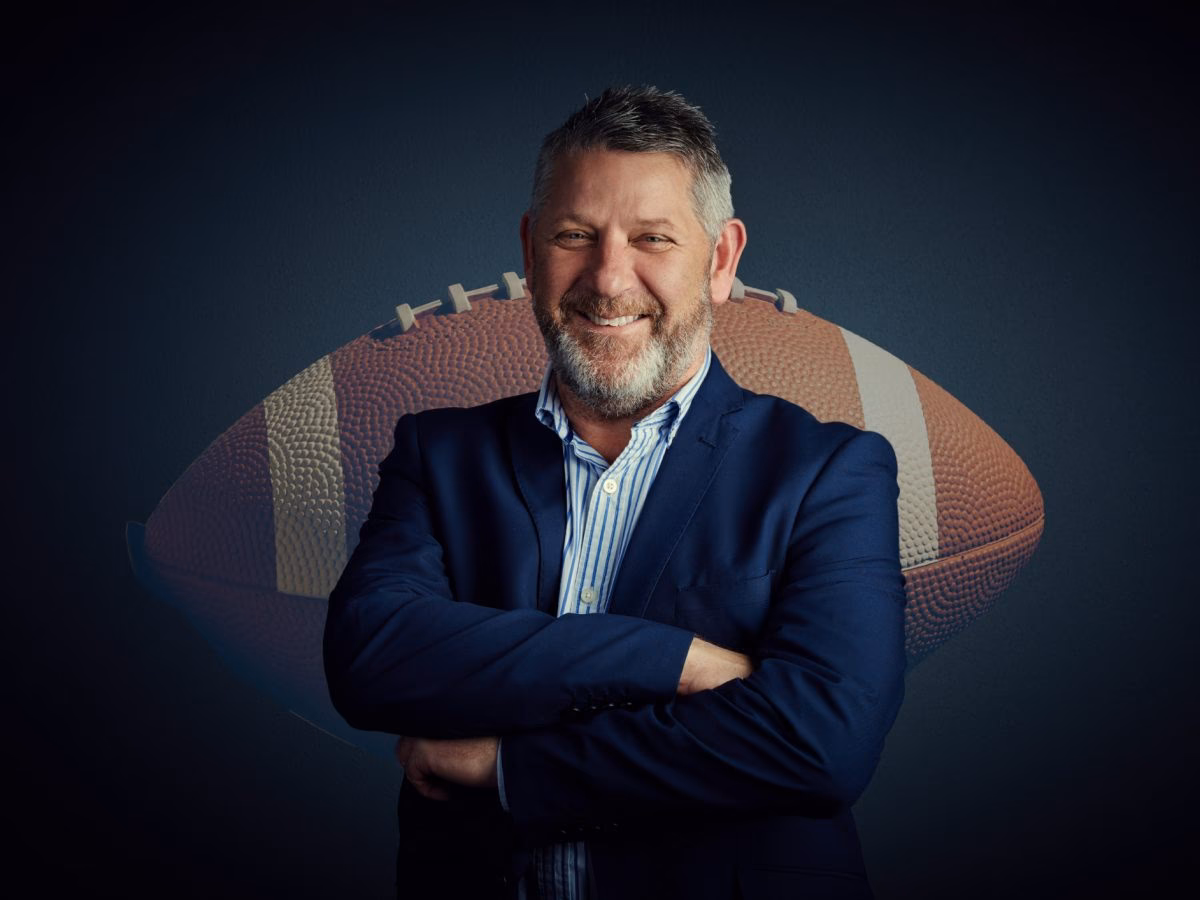 What does the NFL leadership team do?