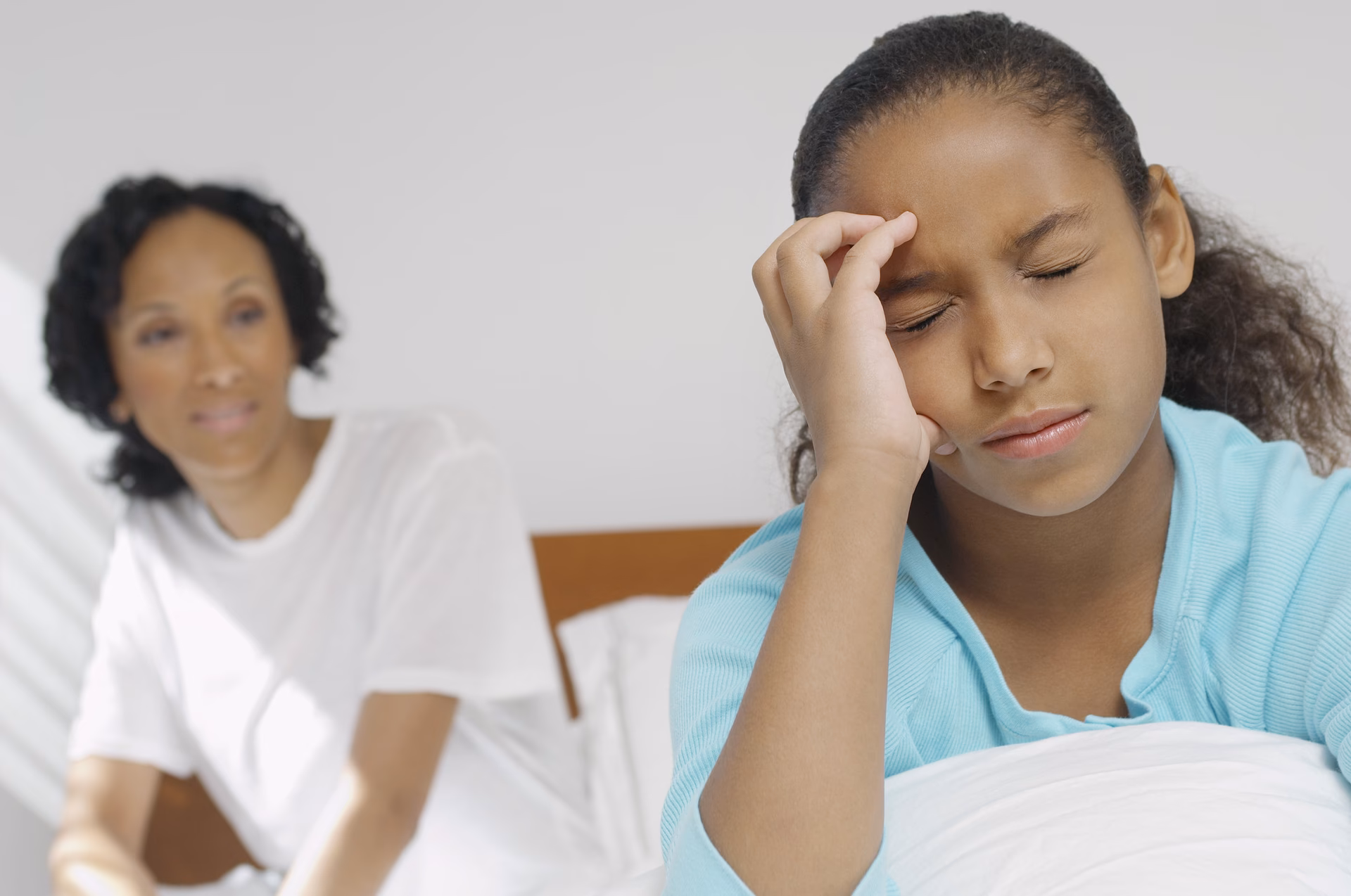 How do you know if a child has a headache?