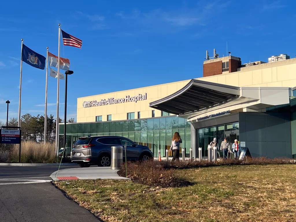 What is the NPI number of HealthAlliance hospital Marys Avenue campus?