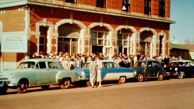 What is Hillcrest Evangelical Church online?