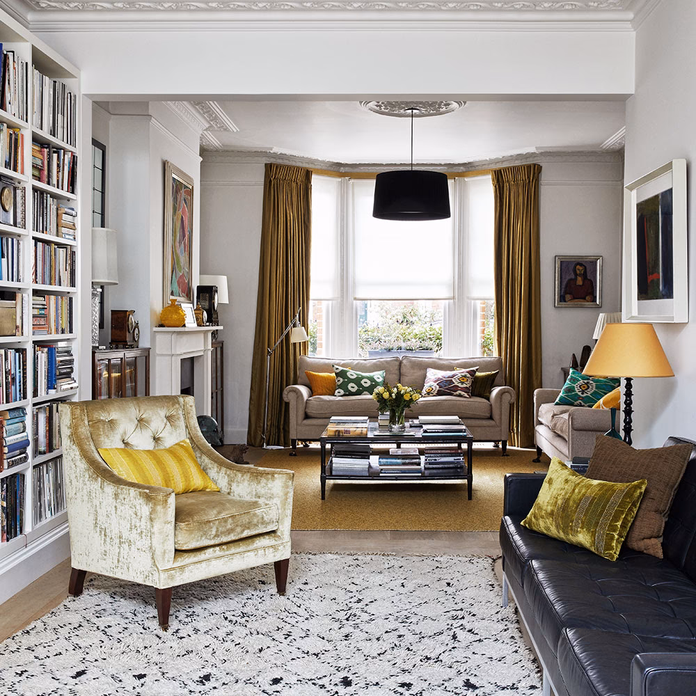 What do you put in a reception room?