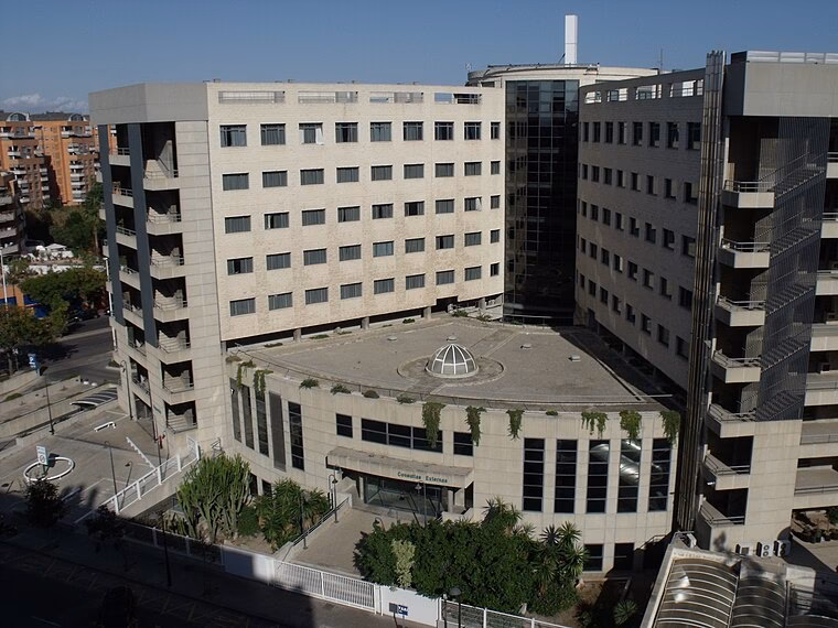 ¿Cómo ir de Valencia Nord Station a Hospital 9 d'octubre?