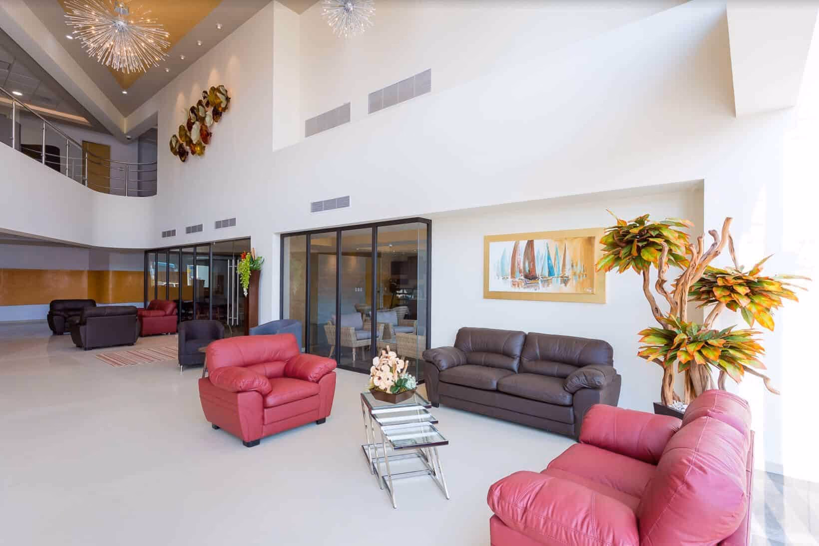 Does Hospital CMQ accept credit cards?