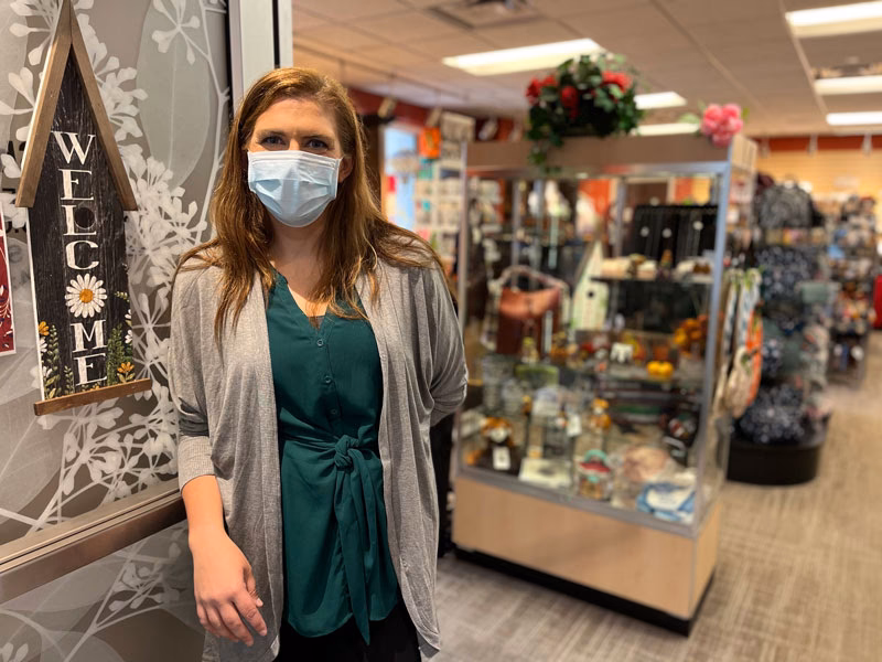 How much does a hospital gift shop cost?