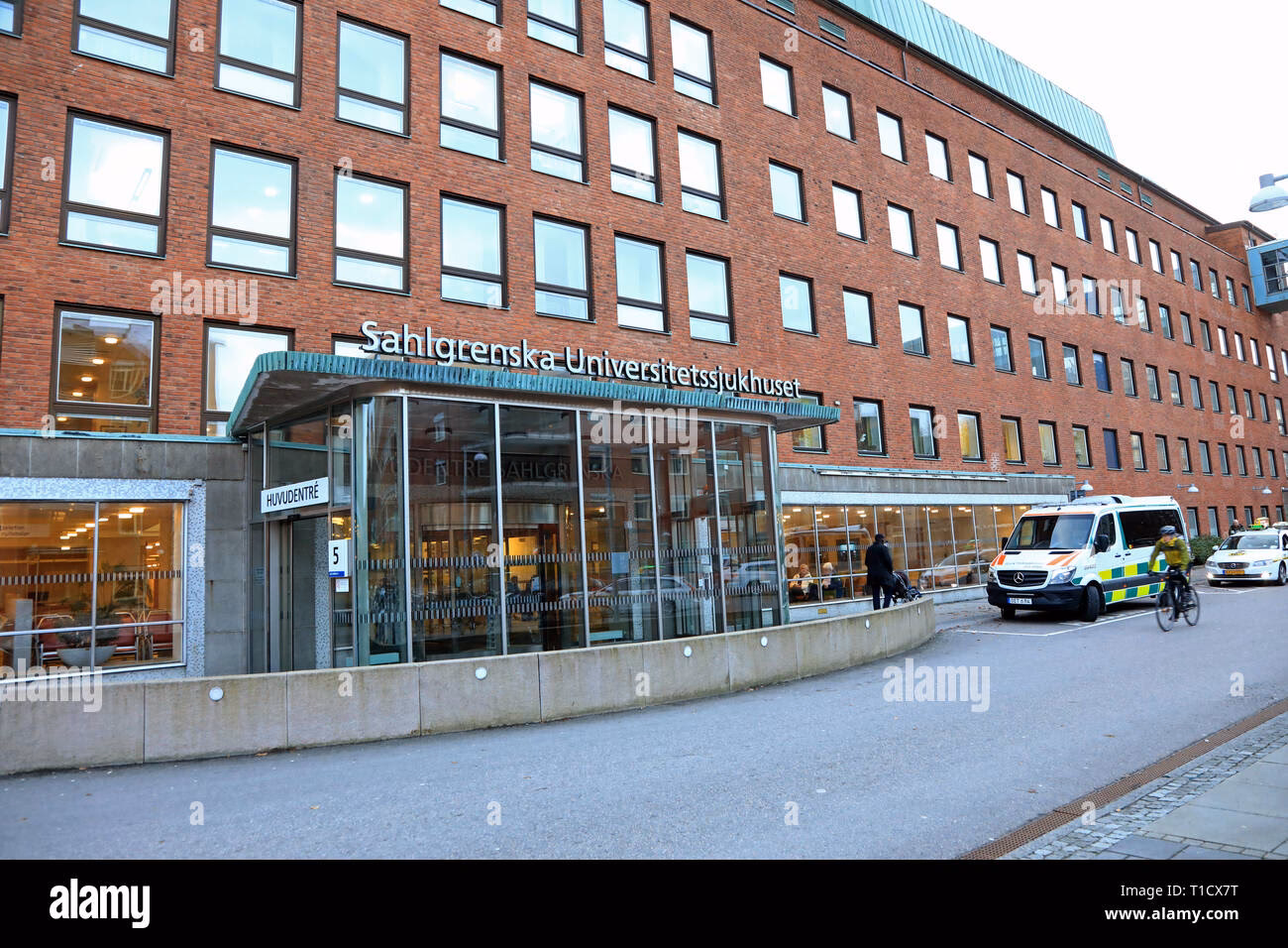 How do I get treatment at Sahlgrenska University Hospital?