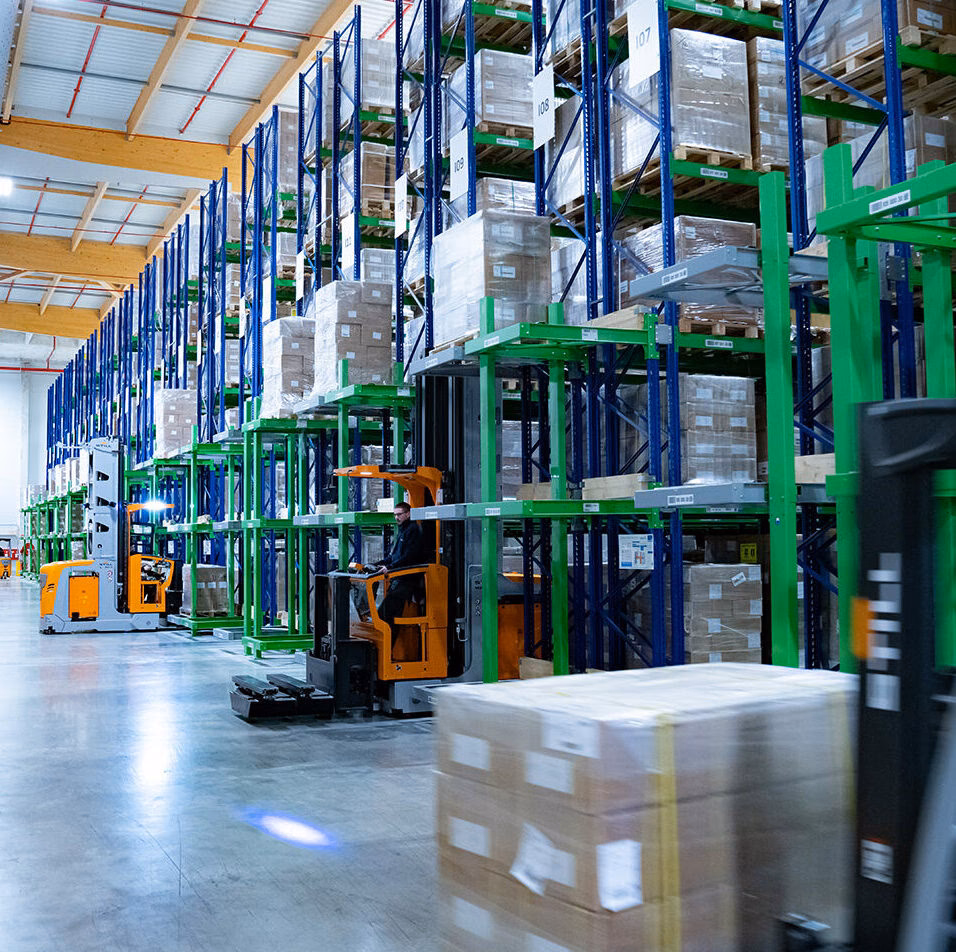 Why should you choose DHL for healthcare logistics?