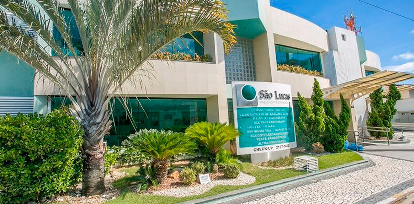 O que aconteceu com o atendimento na Clínica São Lucas para raio X?