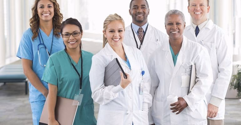 What does a hospital manager do?