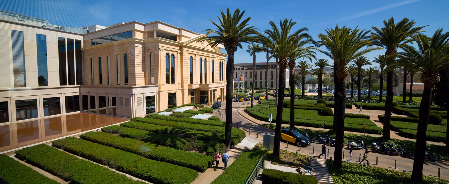 Who are Teknon Medical staff?