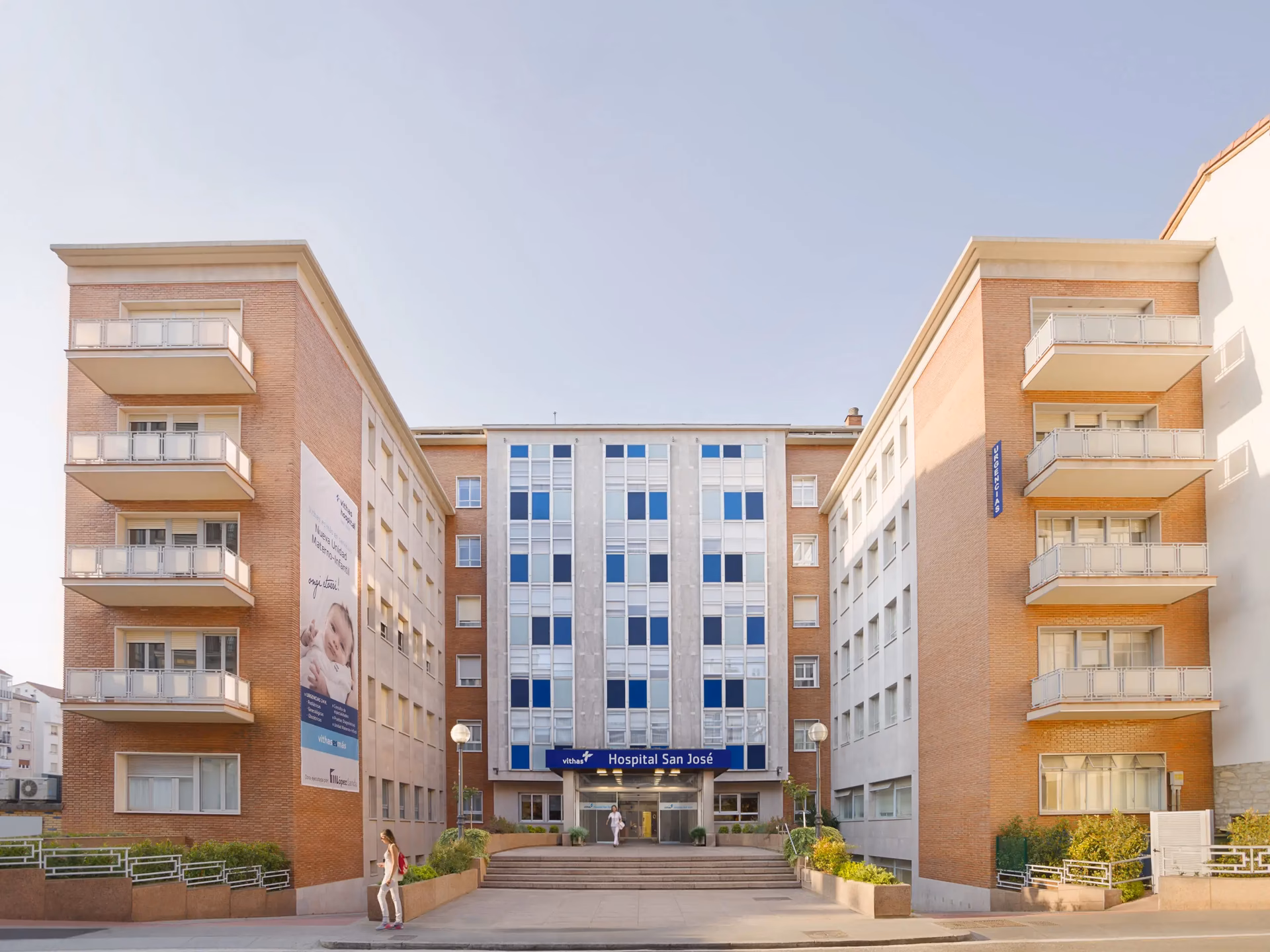 ¿Cuáles son los hospitales en Vitoria?