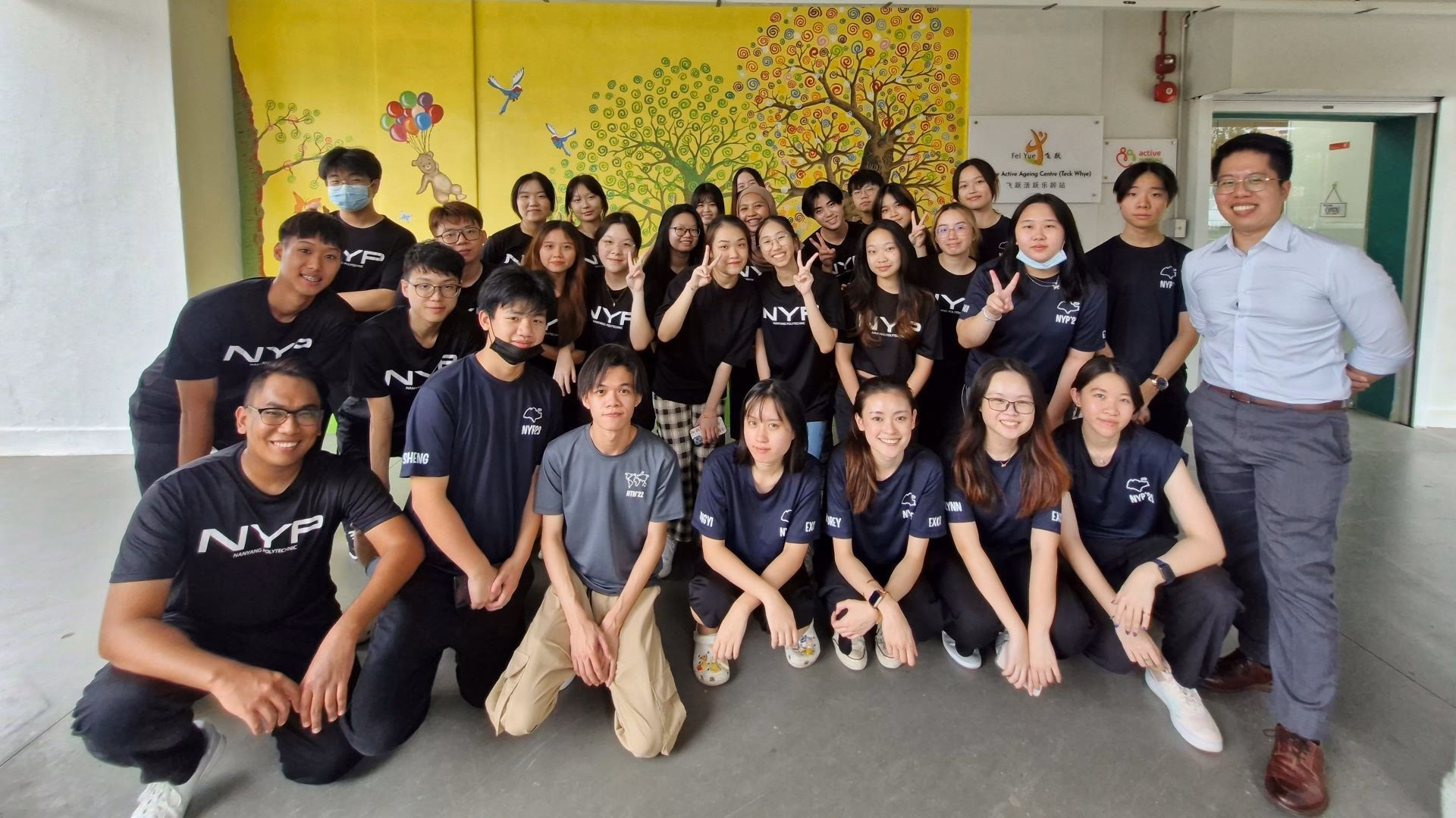 What is a work-study certificate in Hospitality & Tourism Management?