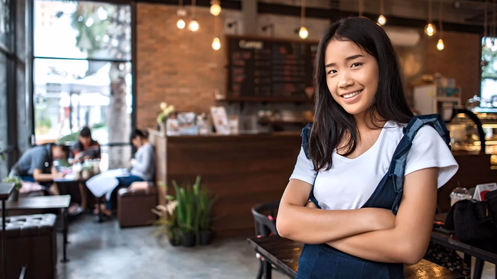 How many English speaking jobs in Hong Kong SAR?