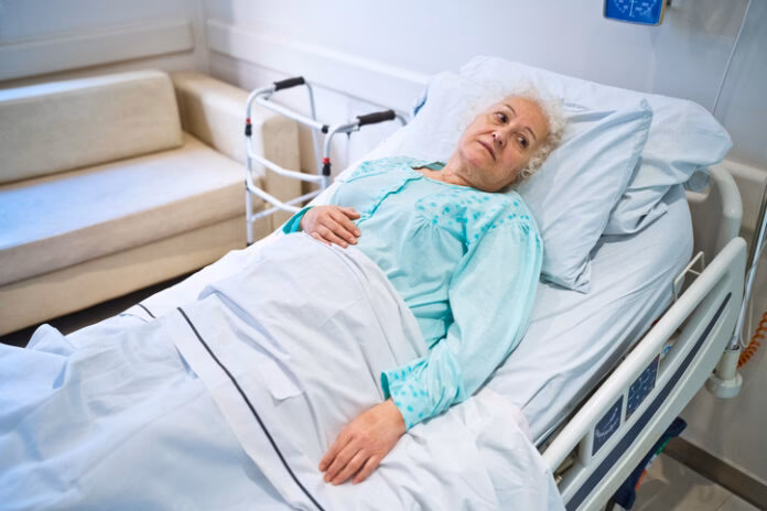 When is a patient with pneumonia managed in the intensive care unit?