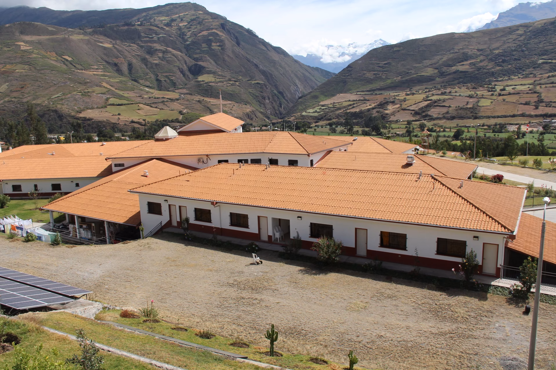 Is there a hospital in Peru?