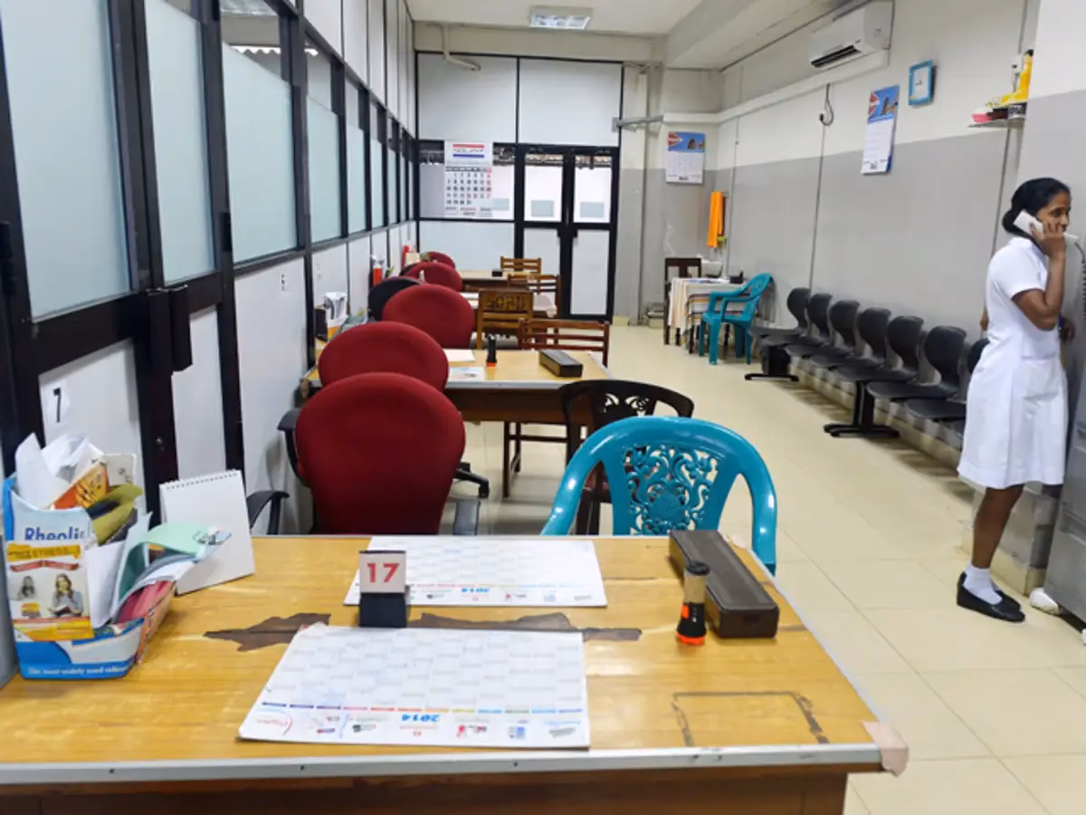 What hospitals are in Northern Province Sri Lanka?