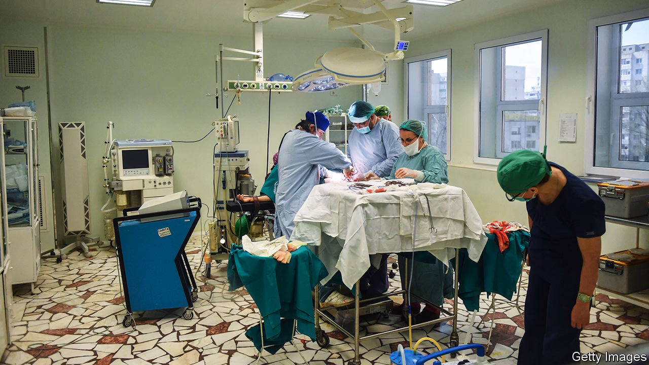 How many hospitals are there in Romania?