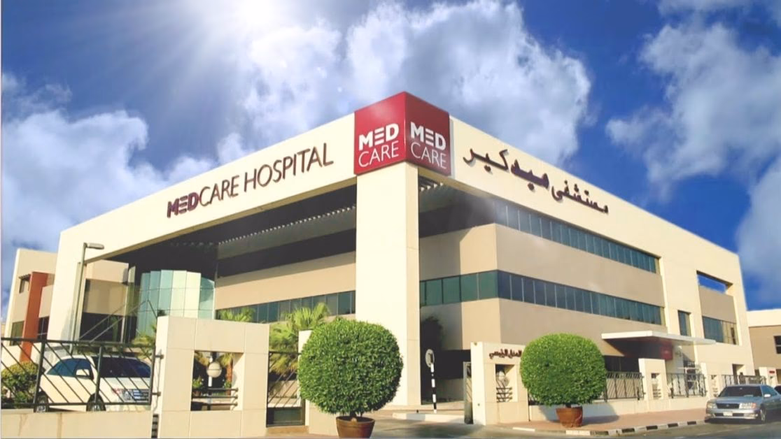 Where can I find the best hospitals and clinics in UAE?