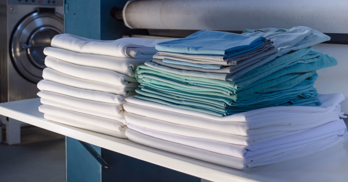 Which type of bed linen is best for hospital beds?