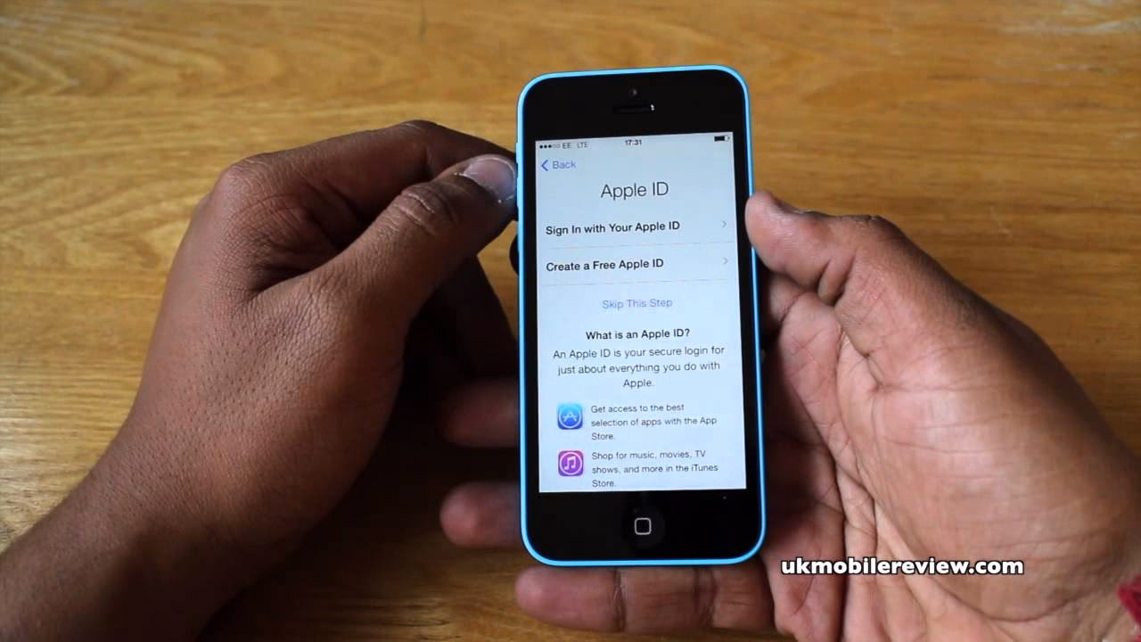 What is Apple iPhone 5C?