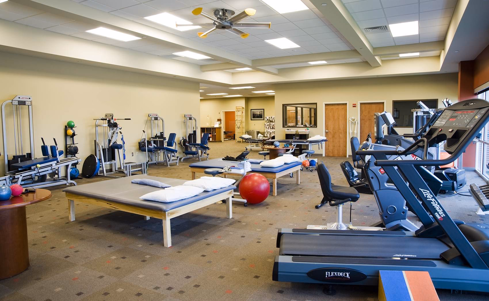 Why should I join the Huntsville Hospital Wellness Center?