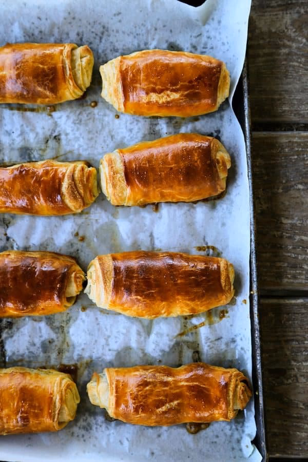 How do you make pain au chocolat?