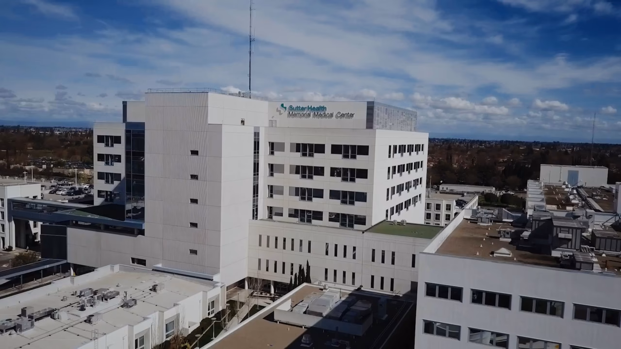 How many internal medicine doctors are in Modesto?