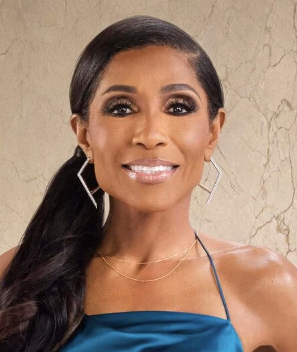 How old is Jacqueline Walters from married to medicine?