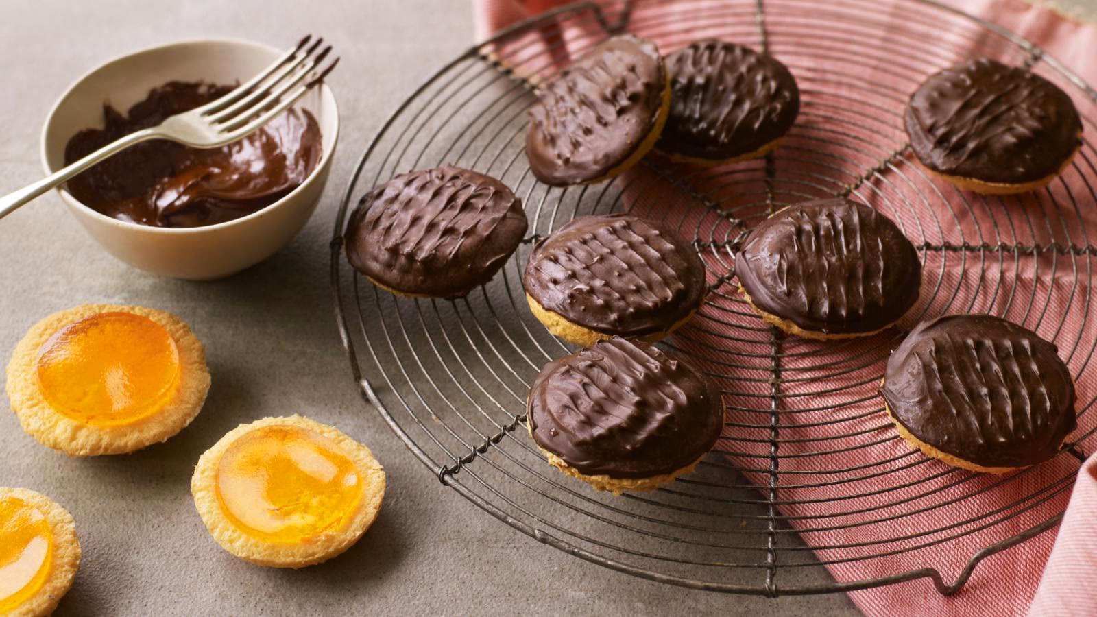 Is a jaffa cake a biscuit?