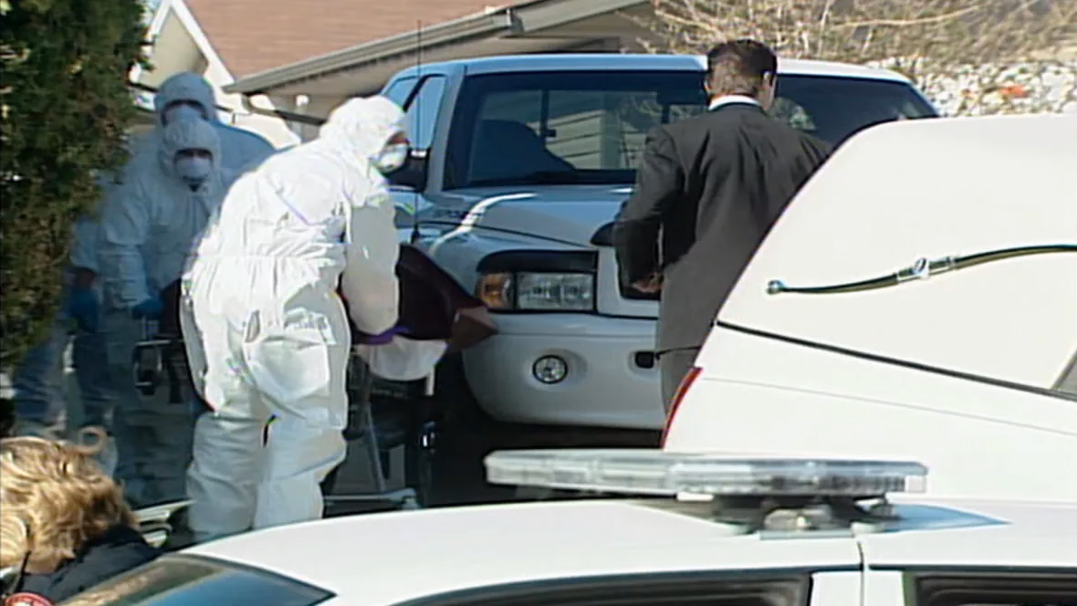 What time does a criminal case take place in Medicine Hat?