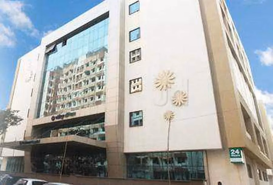 Is Kohinoor Hospital a multi-speciality hospital?