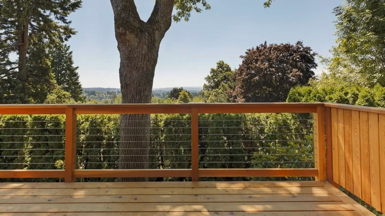 Do homewyse cable hand rail cost estimates include stair rail removal?