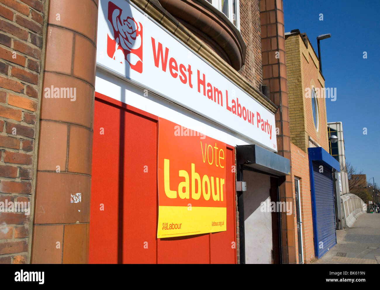 Who represents Stratford & Bow?