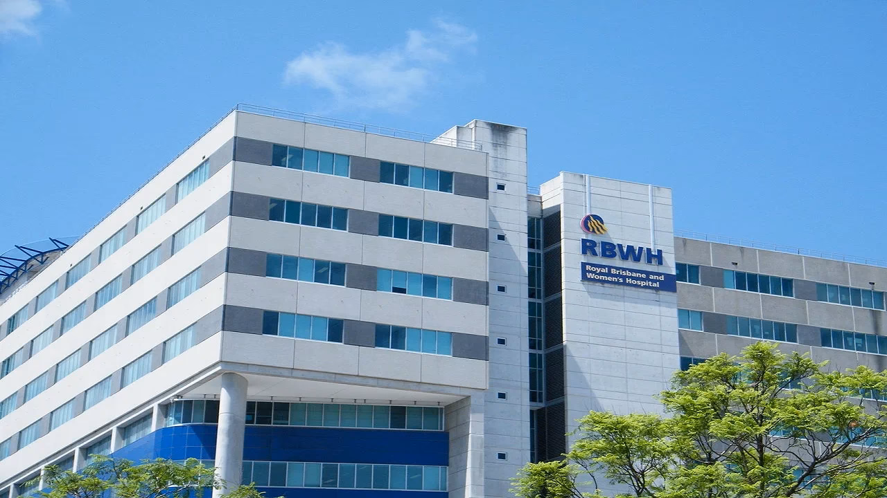 Are there any private hospitals in New South Wales?