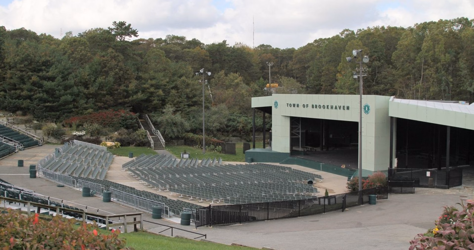 Where is Catholic Health Amphitheater at Bald Hill?