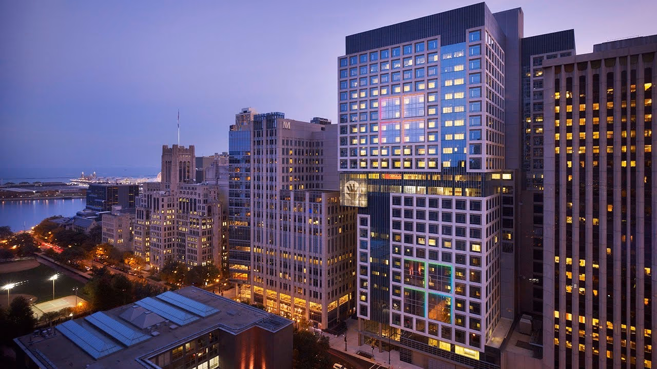 When did Ann Lurie Children's Hospital Open?