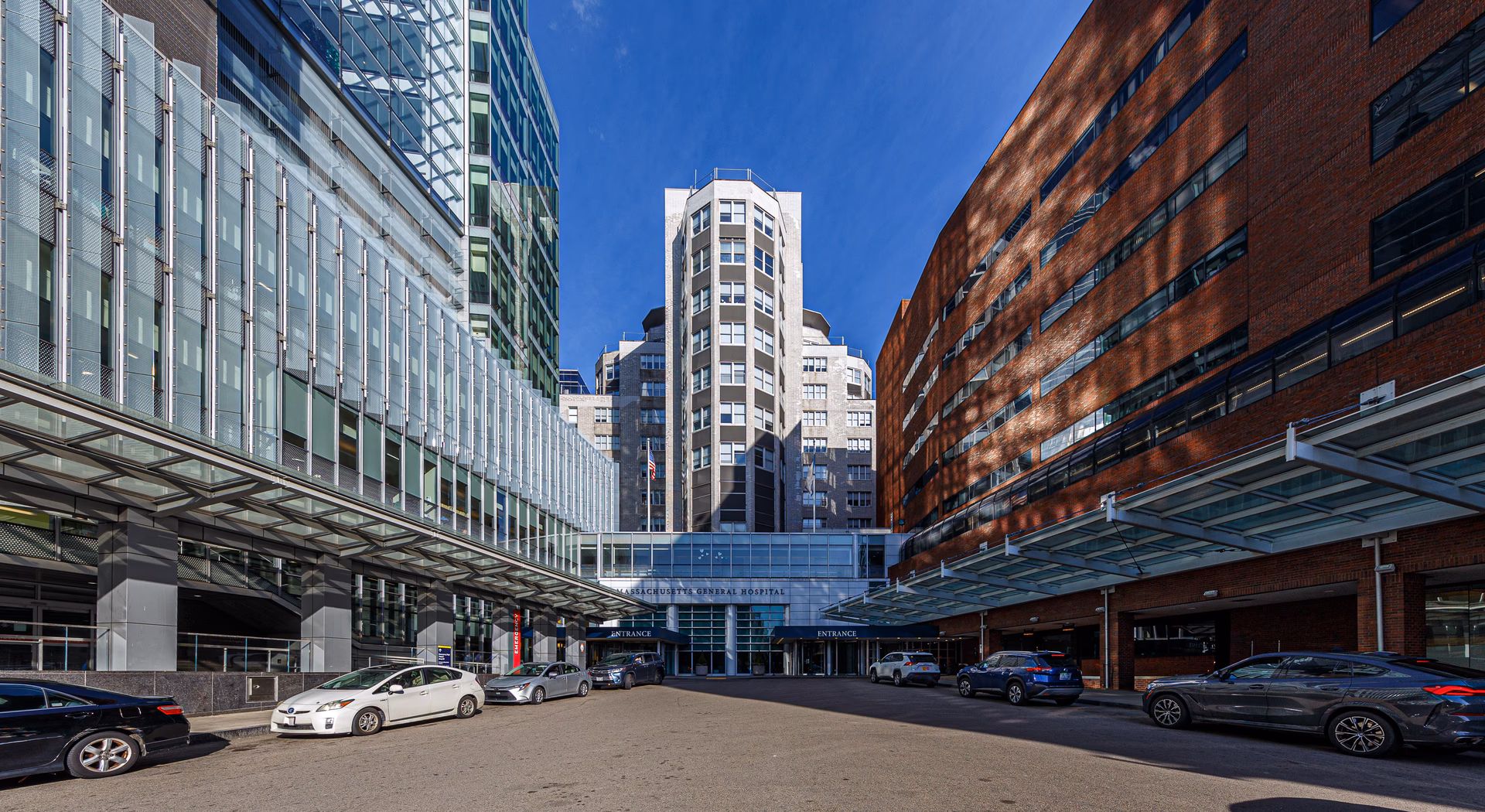 What is the mailing address for Massachusetts General Hospital?