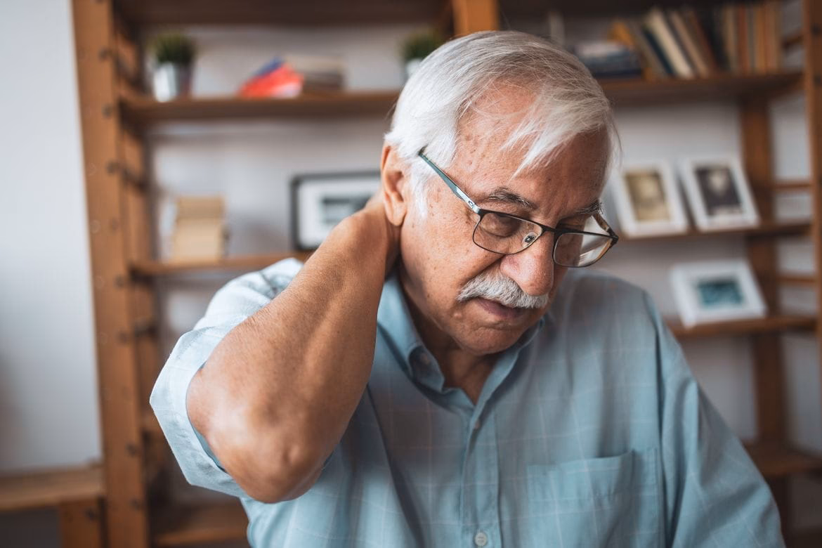 Who is at risk for meningitis?