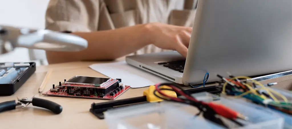 Qual a taxa de empregabilidade do Mestrado Integrado em engenharia eletrónica industrial e computadores?