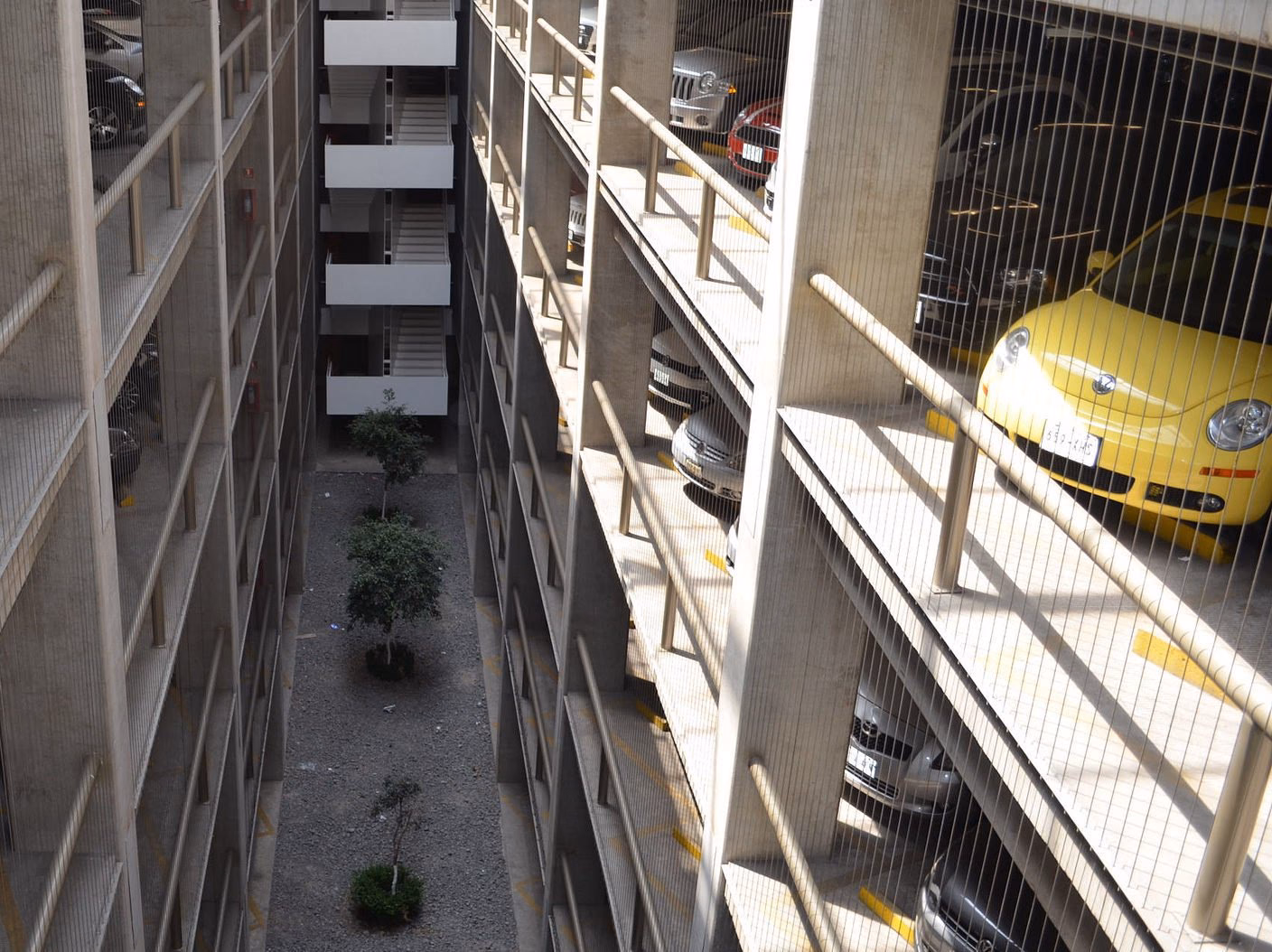 How much does street parking cost in Mexico?