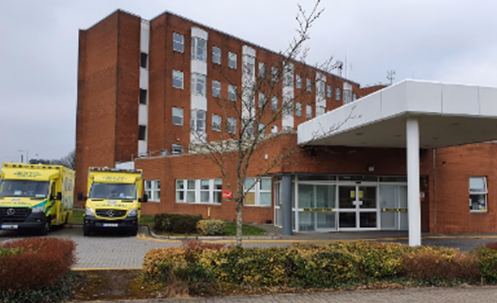 What is Midland Regional Hospital Mullingar?