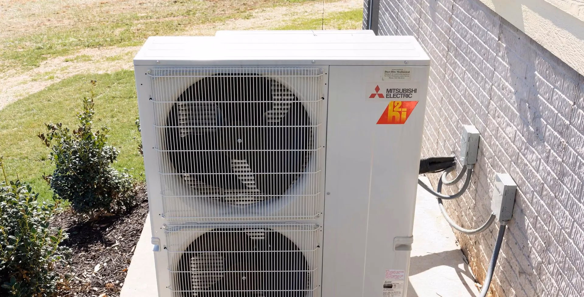 How do Mitsubishi heat pumps work?