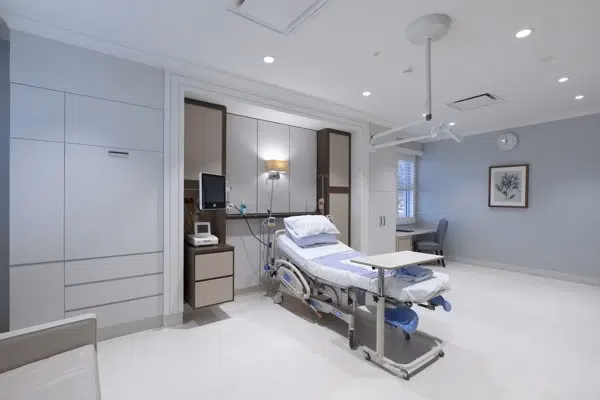 How do I contact the North Shore private birthing suite?