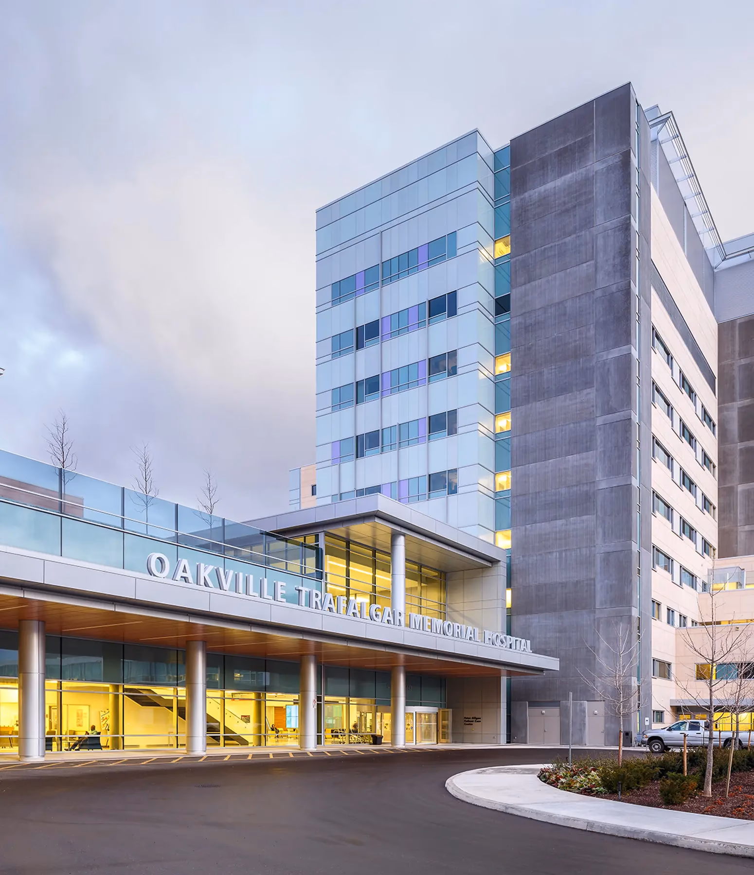What services do hospitals provide outside of Oakville?