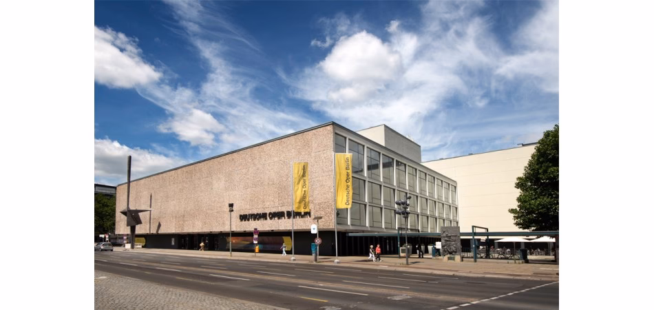 Wann kommt die neue Oper von Giordano?